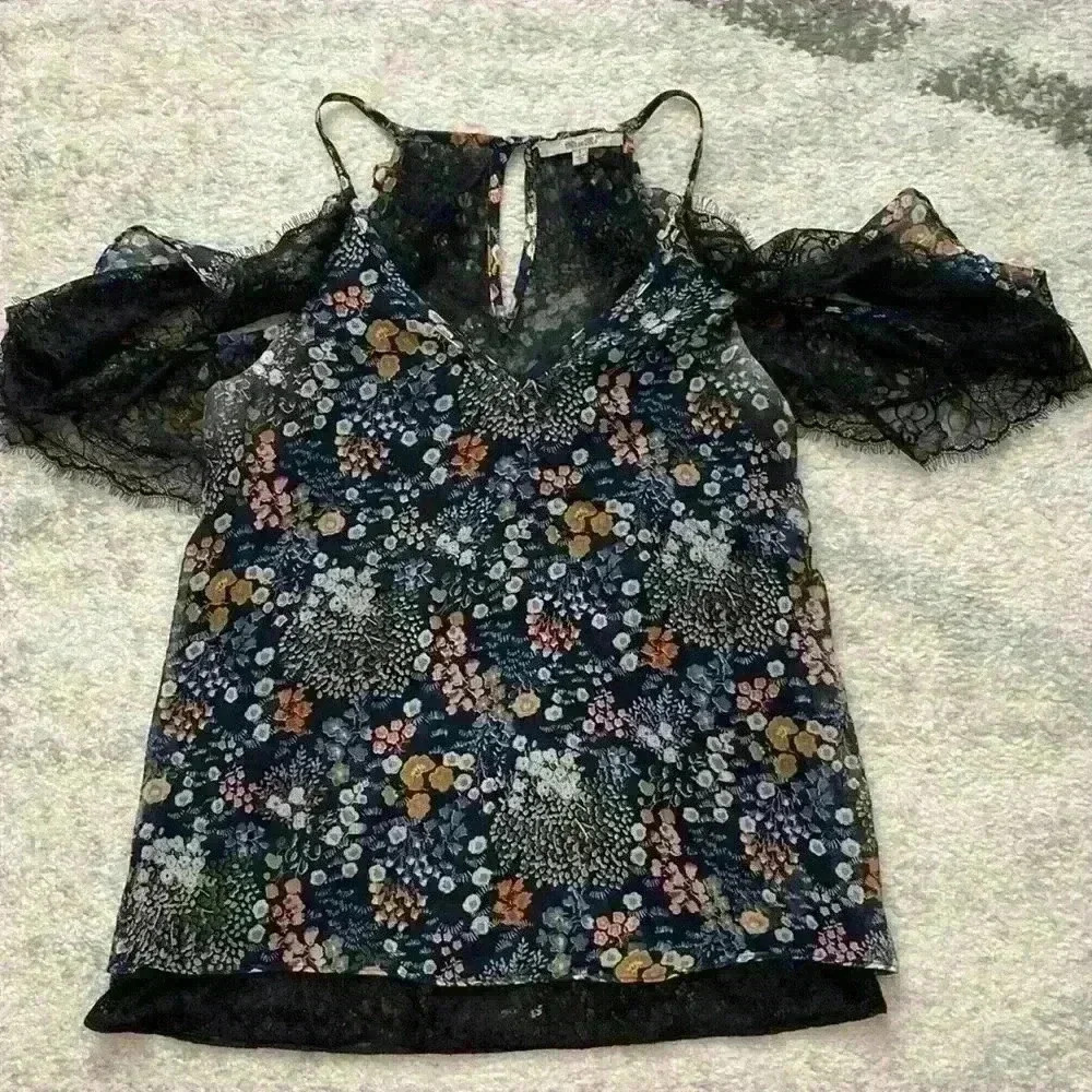 Miss me Lacey top